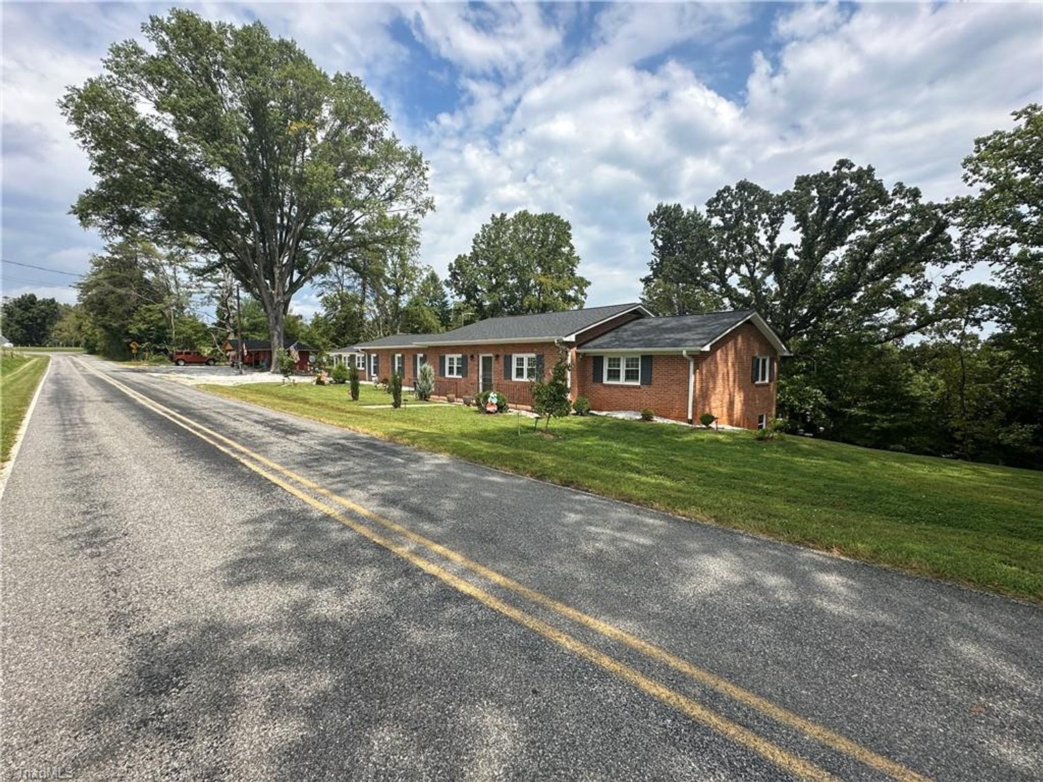 Image for Home For Sale in Dobson - 4797 Rockford Road