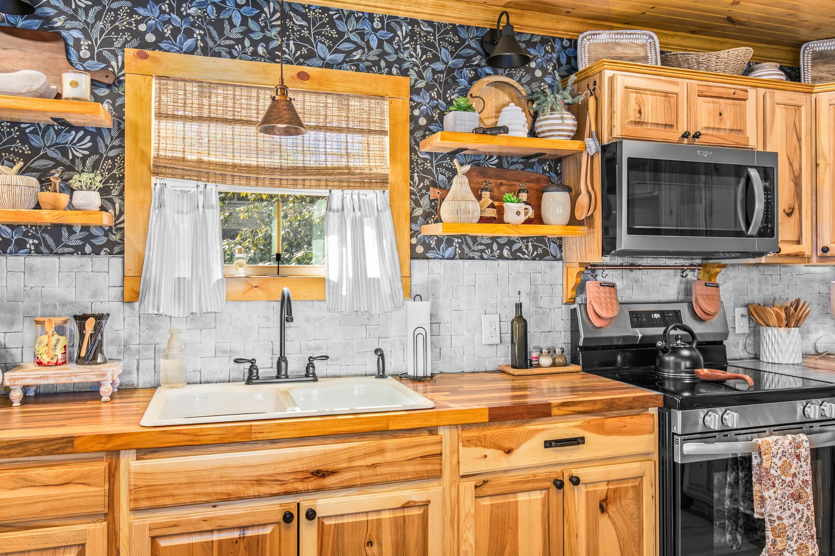 Image for Home For Sale in Fancy Gap, Virginia - 266 Mountaineer Way