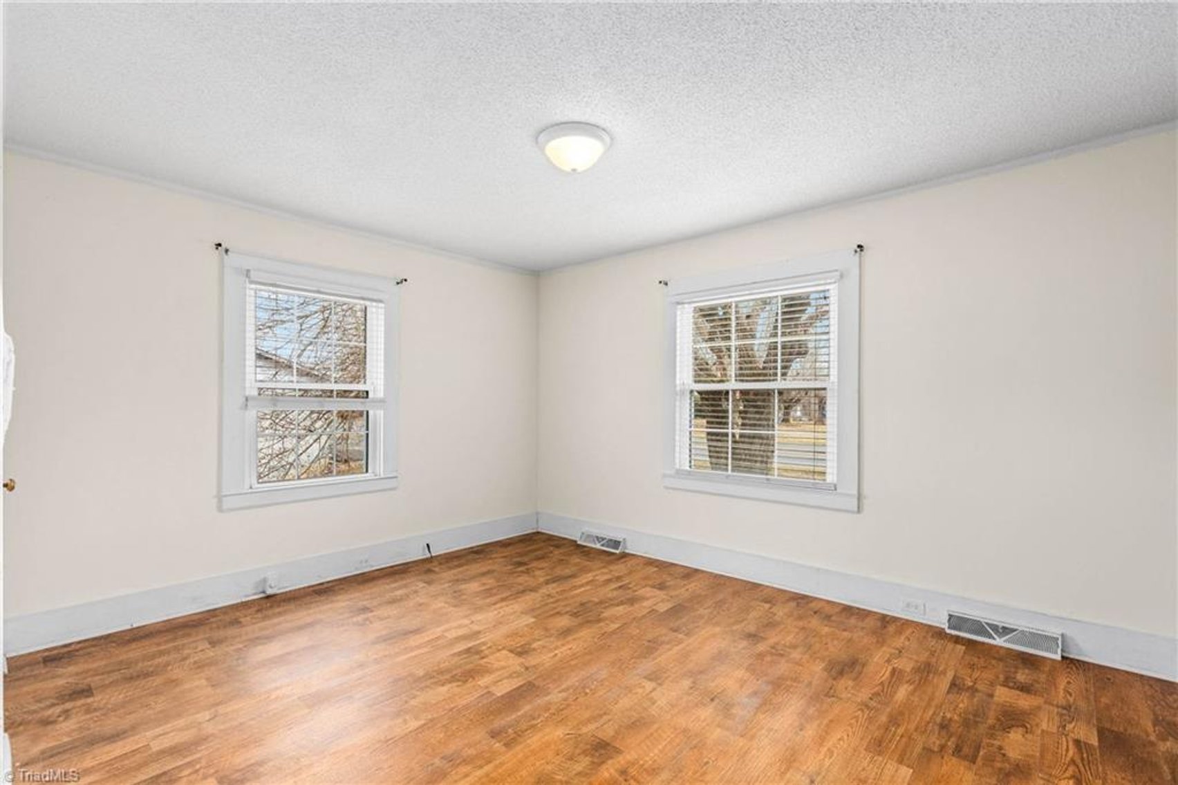 Image for Home For Sale in Mount Airy - 842 Red Brush Road