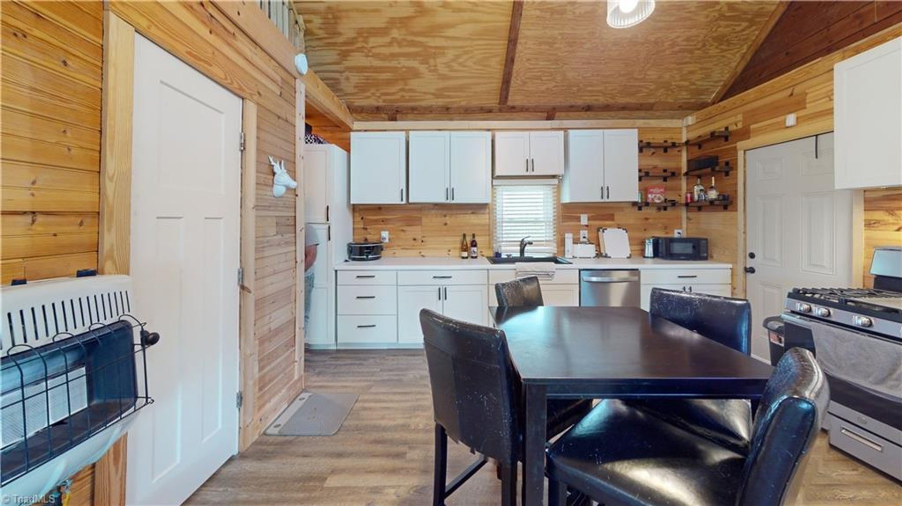 Image for Home for Sale in Mount Airy - 296 N Franklin Road