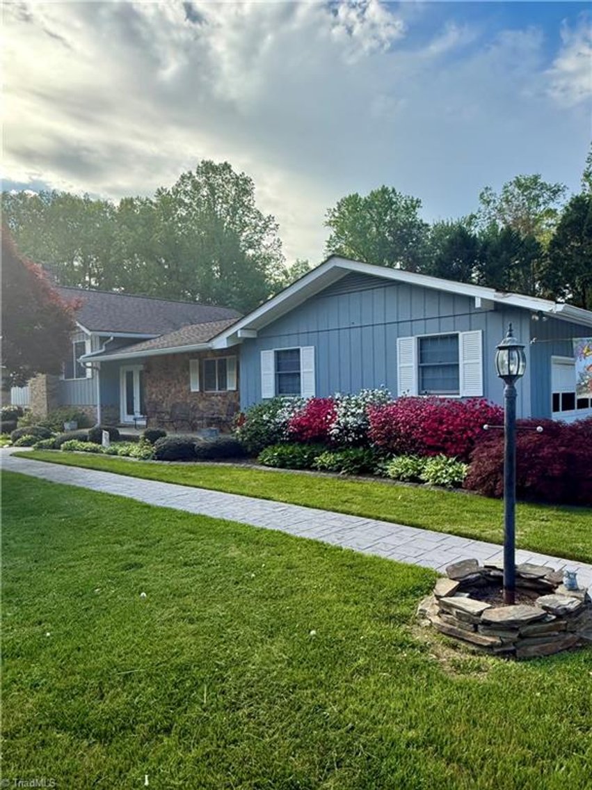 Image for Home For Sale in Mount Airy - 321 Pineview Drive