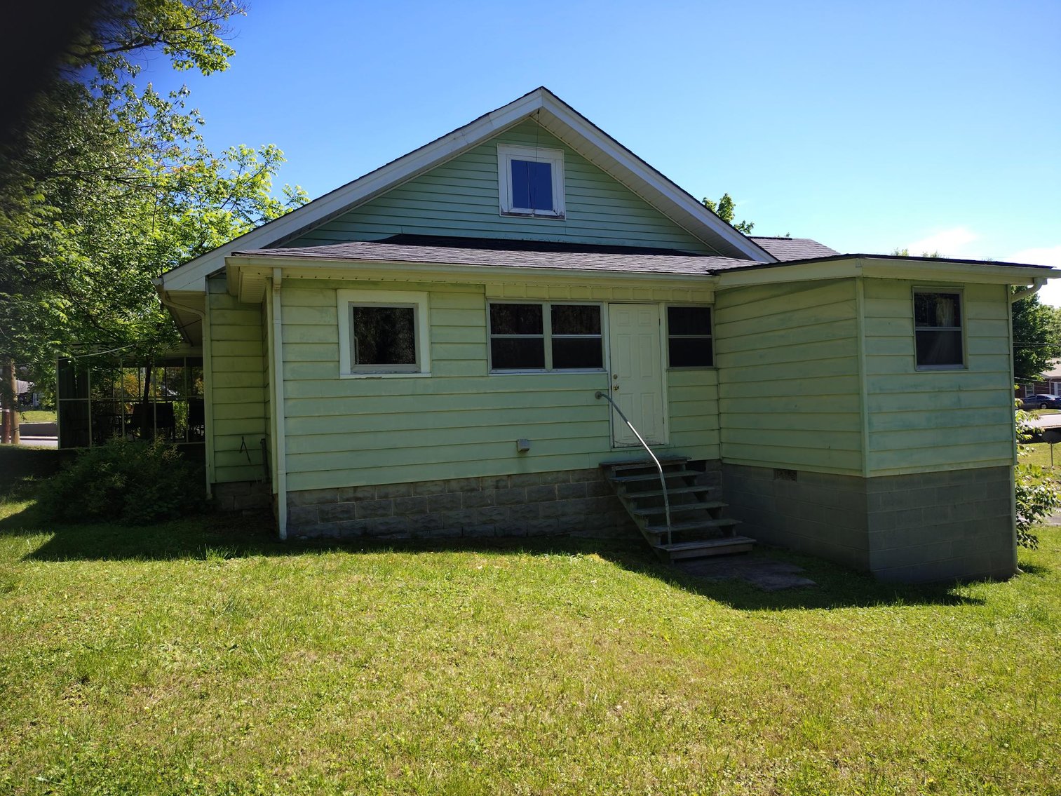 Image for Commissioner’s Sale: 660 Maple St. Mt. Airy, NC