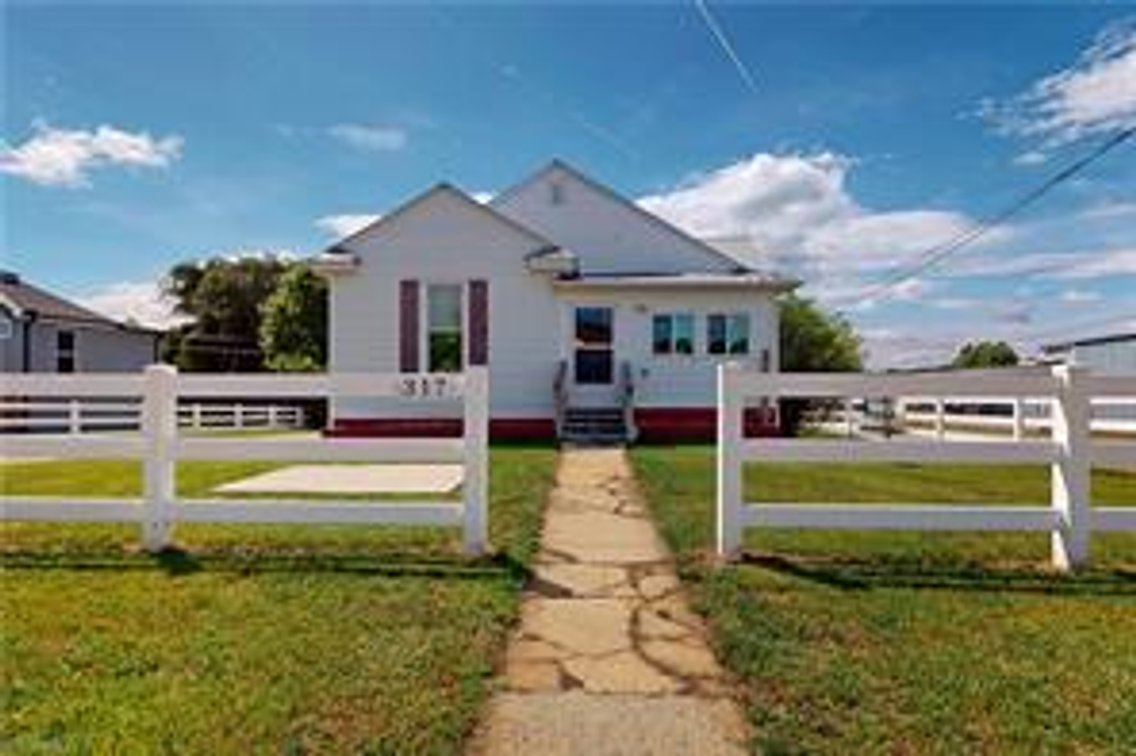 Image for Home For Sale in Mount Airy - 317 W Atkins Street