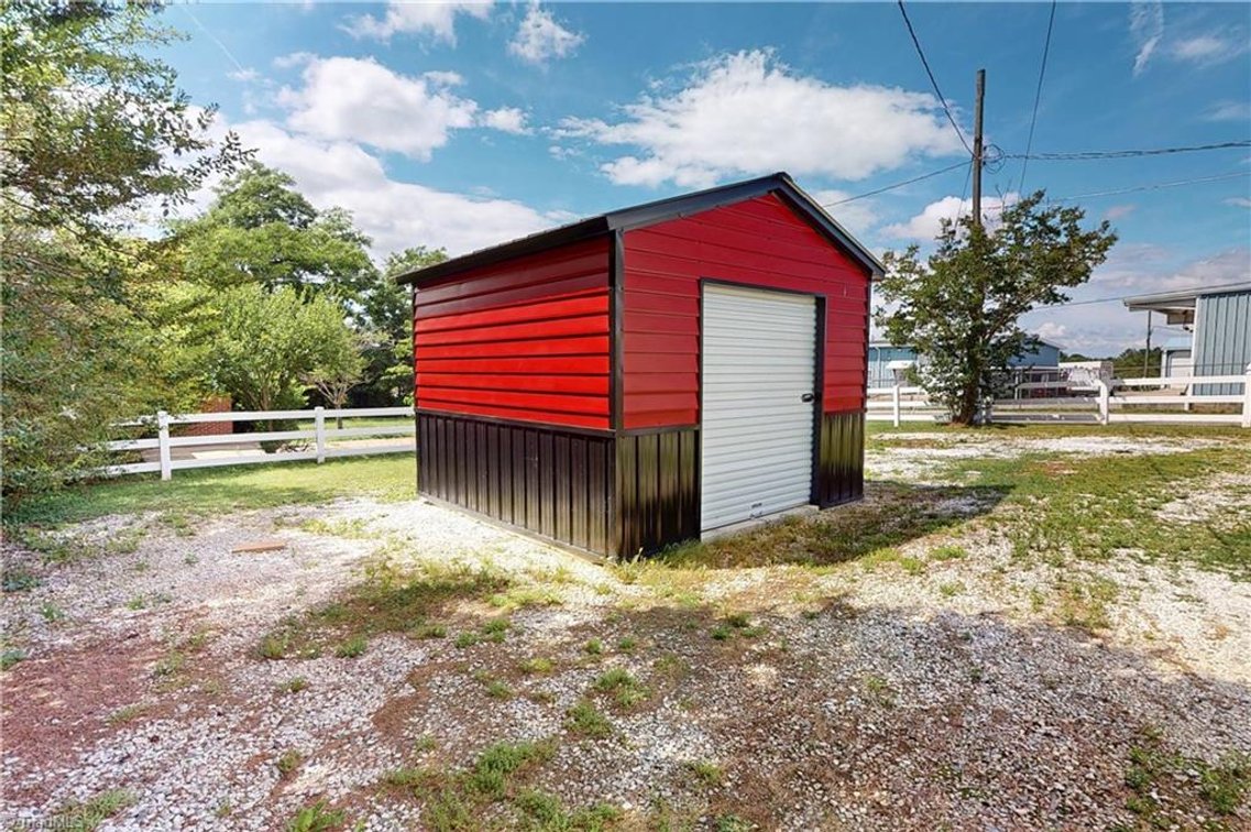 Image for Home For Sale in Mount Airy - 317 W Atkins Street