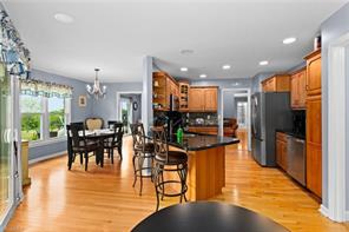Image for Home For Sale in Cana - 836 Bear Trail