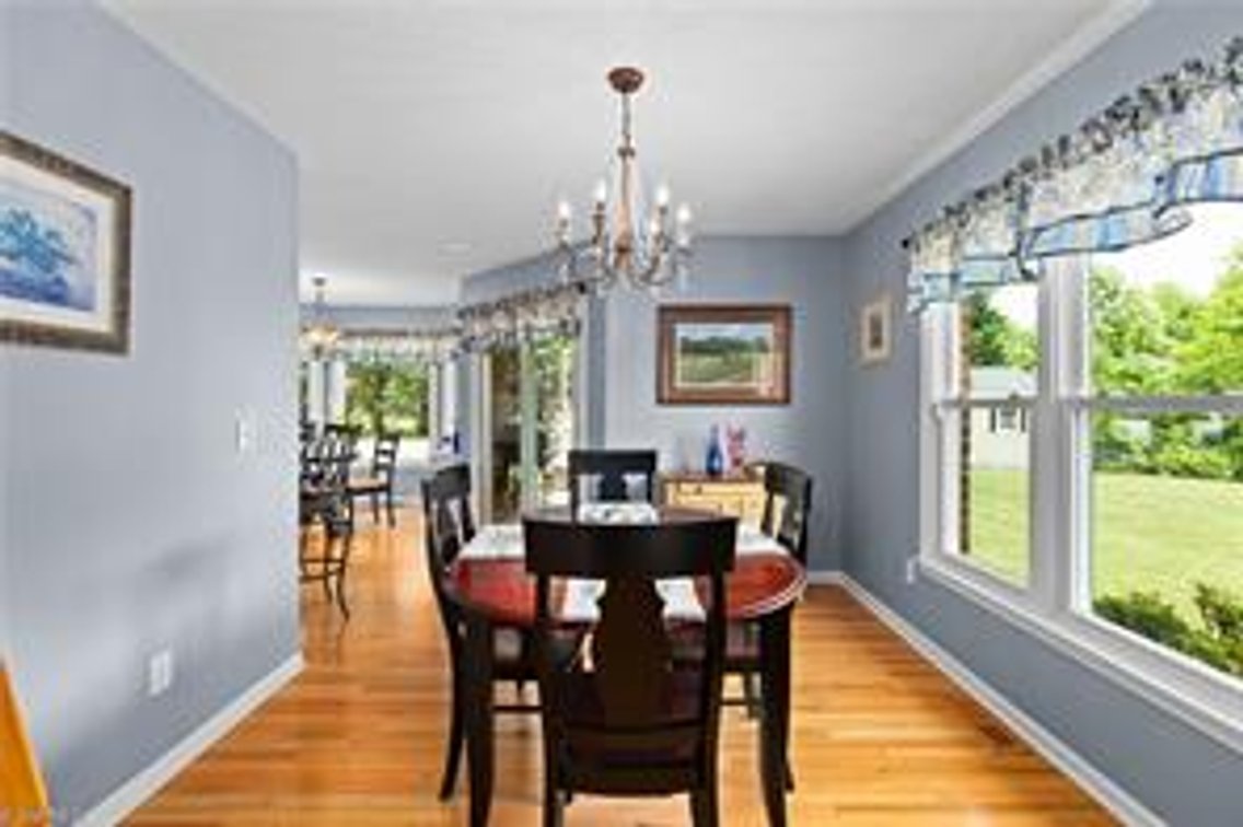 Image for Home For Sale in Cana - 836 Bear Trail