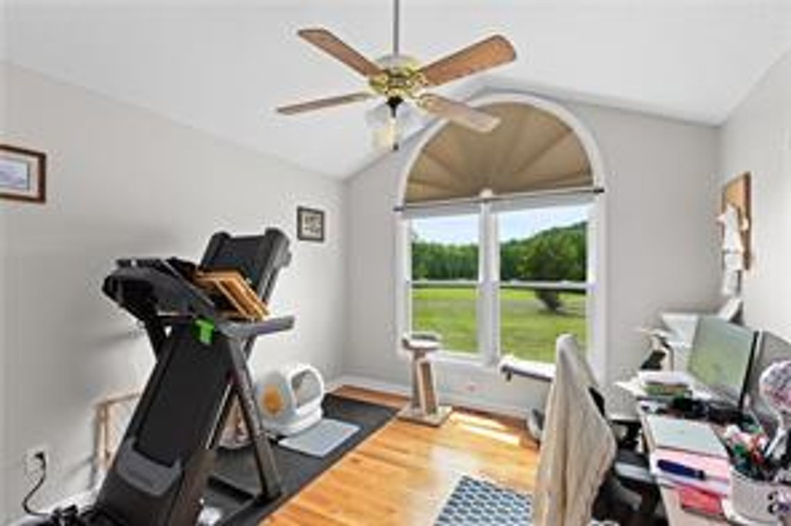 Image for Home For Sale in Cana - 836 Bear Trail