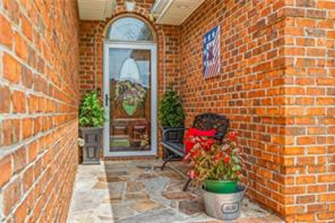 Image for Home For Sale in Cana - 836 Bear Trail