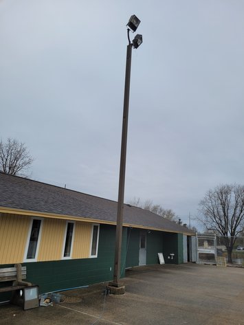 Image for 6 Light Poles, 31'