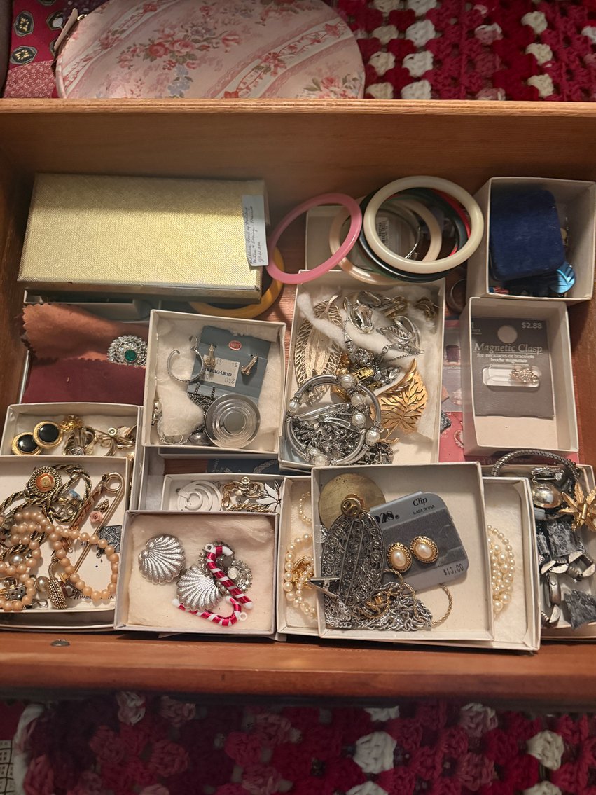 Image for 9021 Meadowlawn Drive, Brentwood