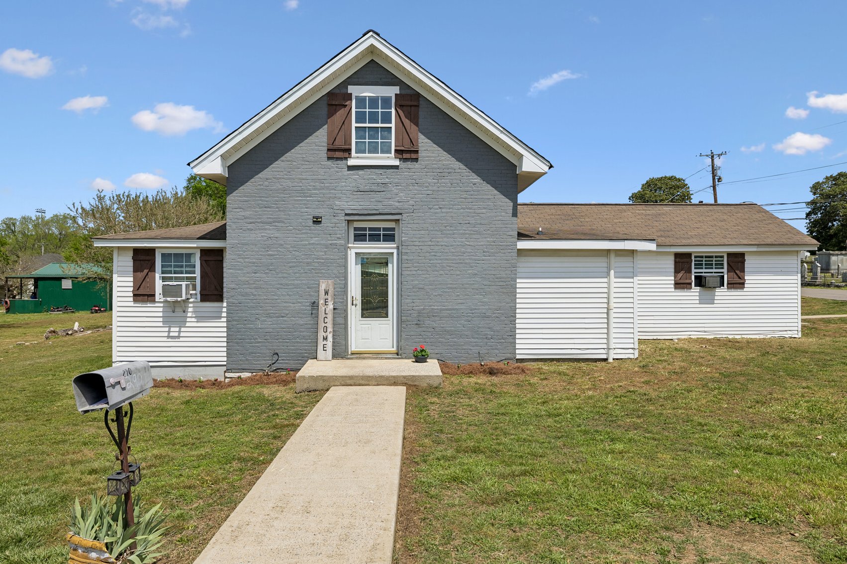 Image for 290 E. Cemetery Street, Pulaski