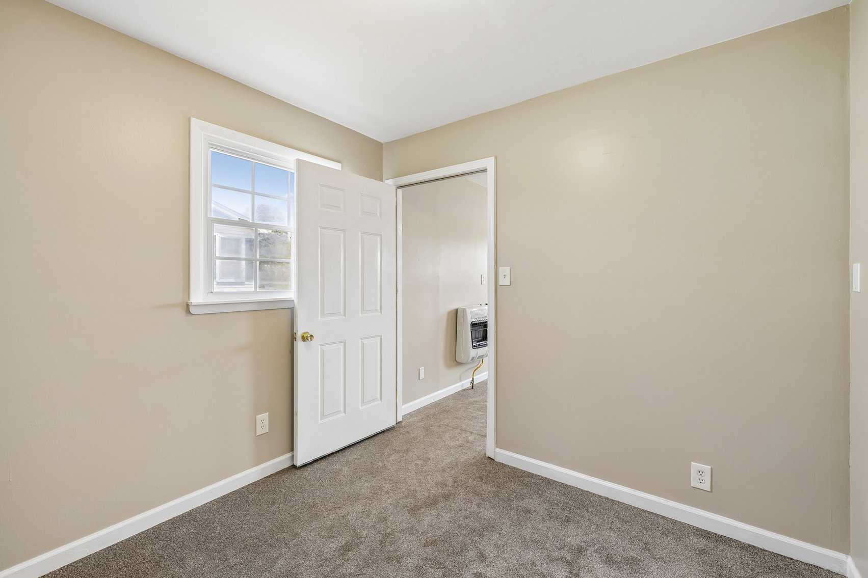 Image for 290 E. Cemetery Street, Pulaski