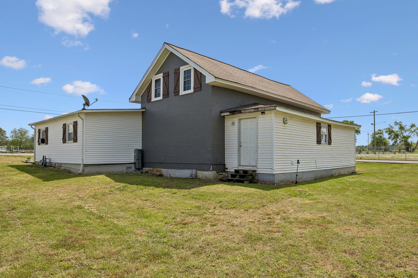 Image for 290 E. Cemetery Street, Pulaski