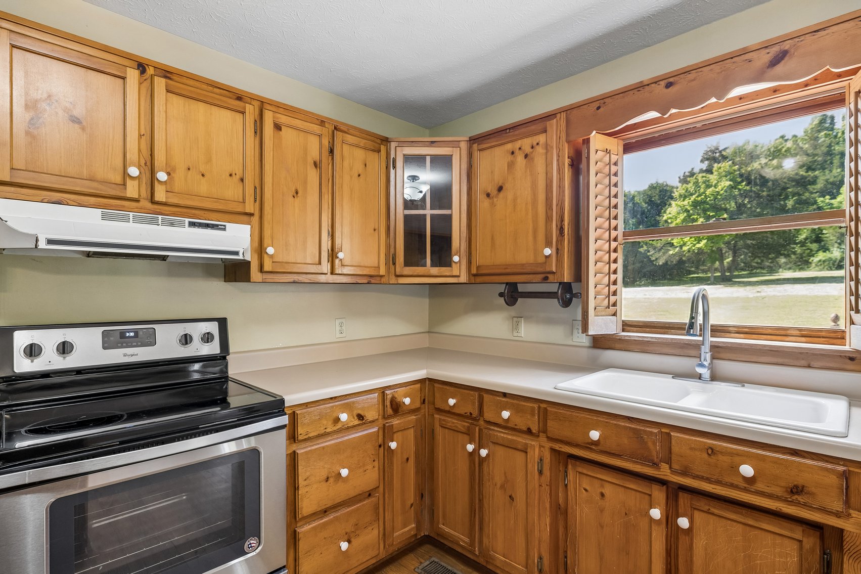 Image for 1650 Dickens Hill Road, Bradyville