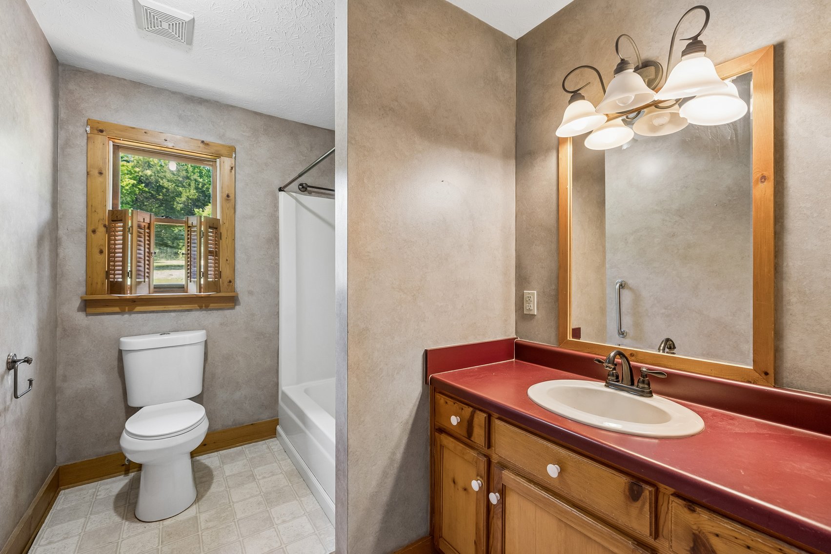 Image for 1650 Dickens Hill Road, Bradyville