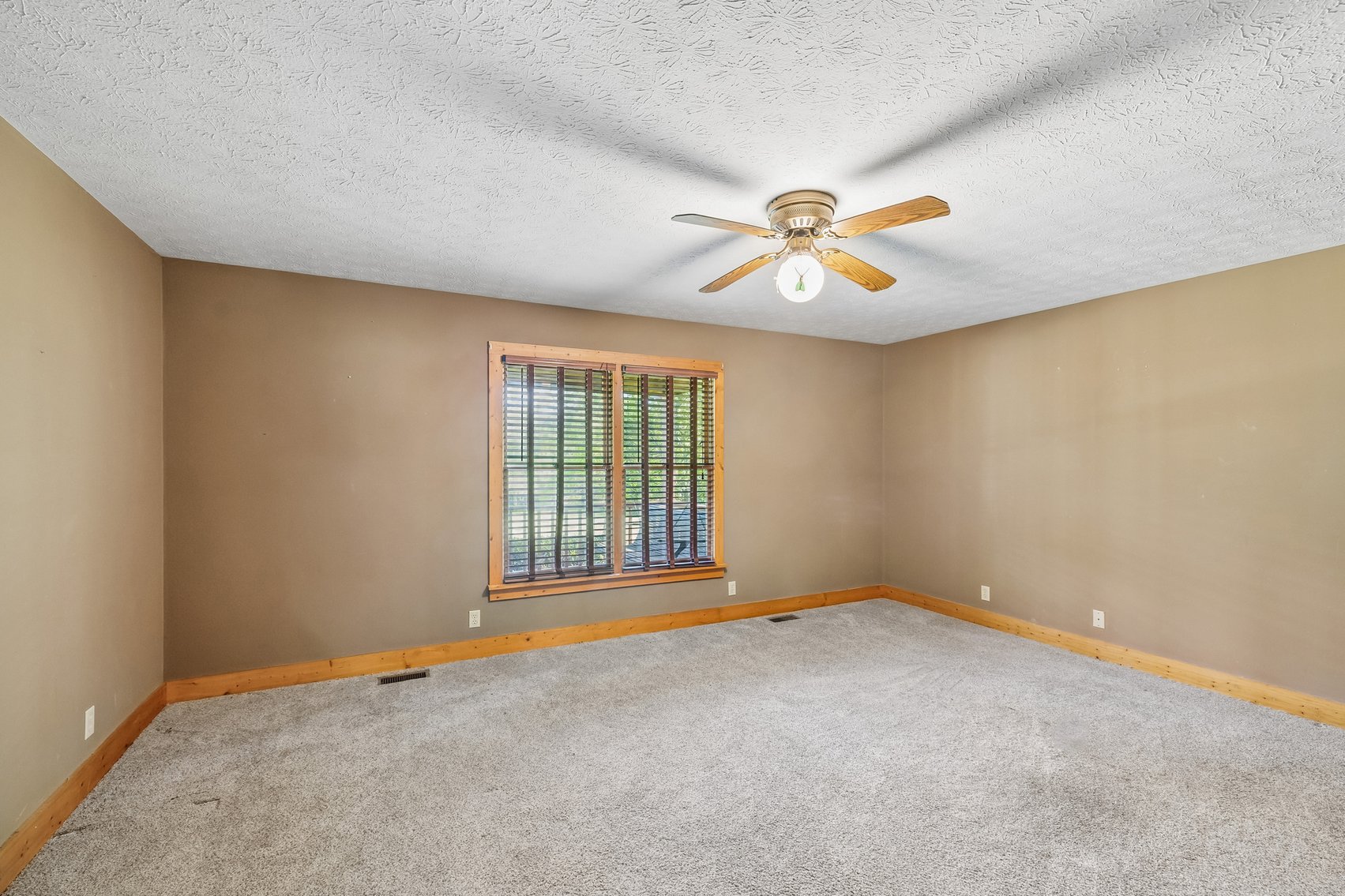 Image for 1650 Dickens Hill Road, Bradyville