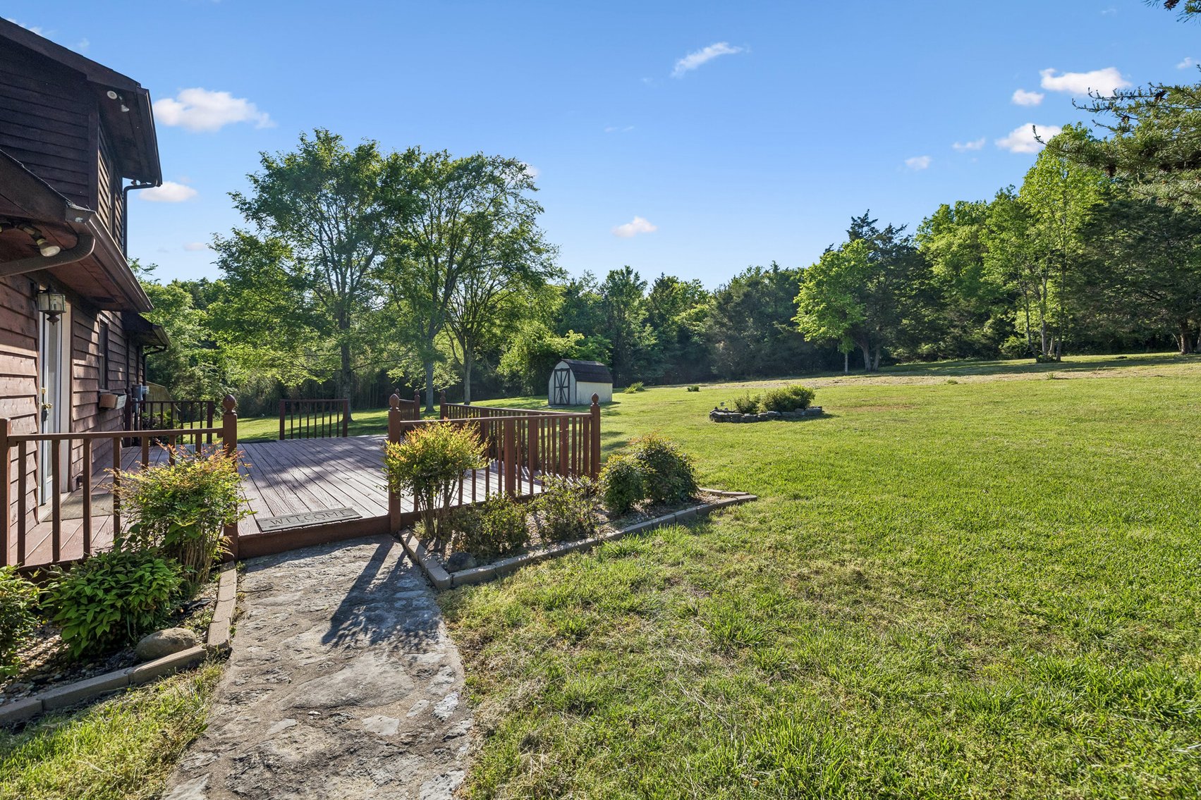 Image for 1650 Dickens Hill Road, Bradyville