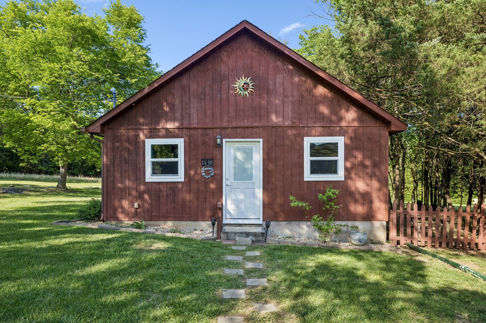 Image for 1650 Dickens Hill Road, Bradyville