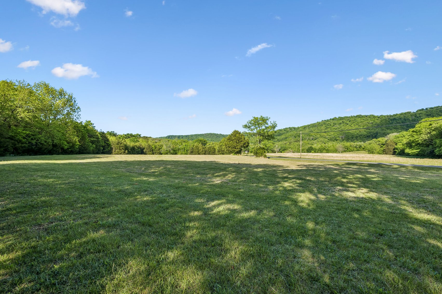 Image for 1650 Dickens Hill Road, Bradyville