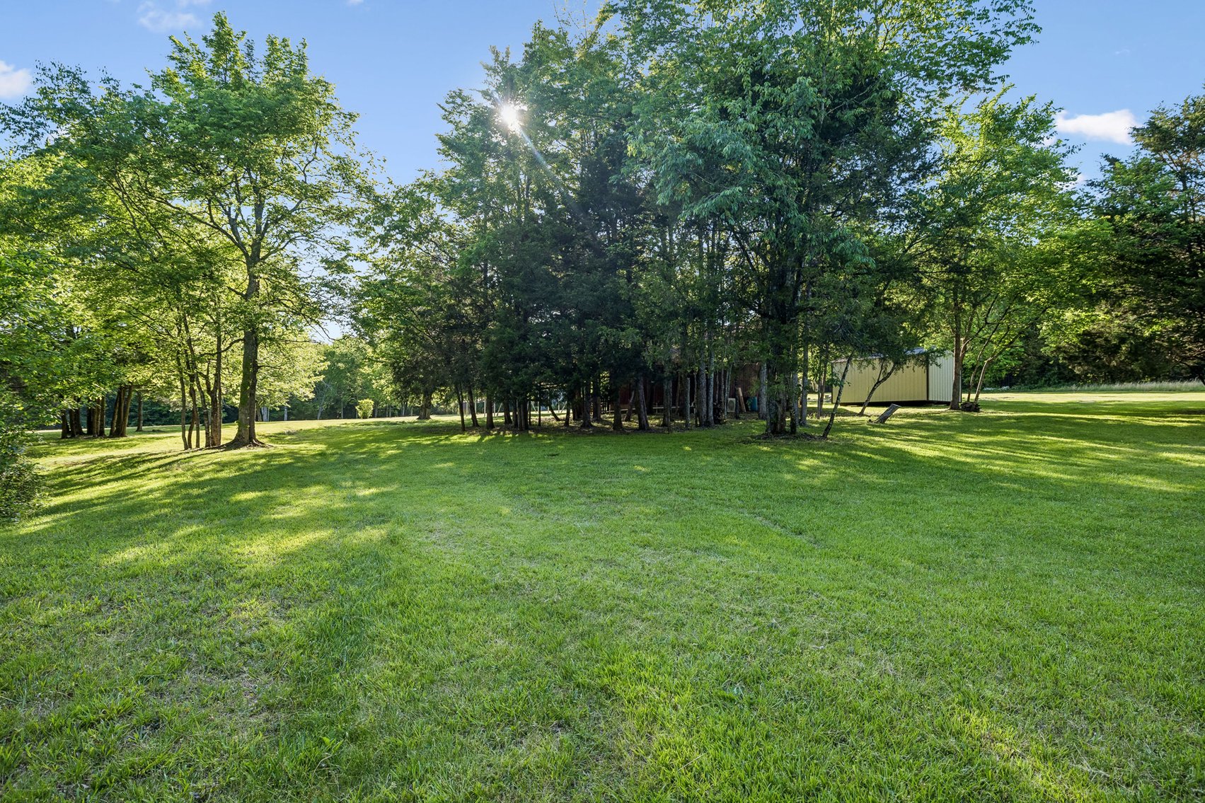 Image for 1650 Dickens Hill Road, Bradyville