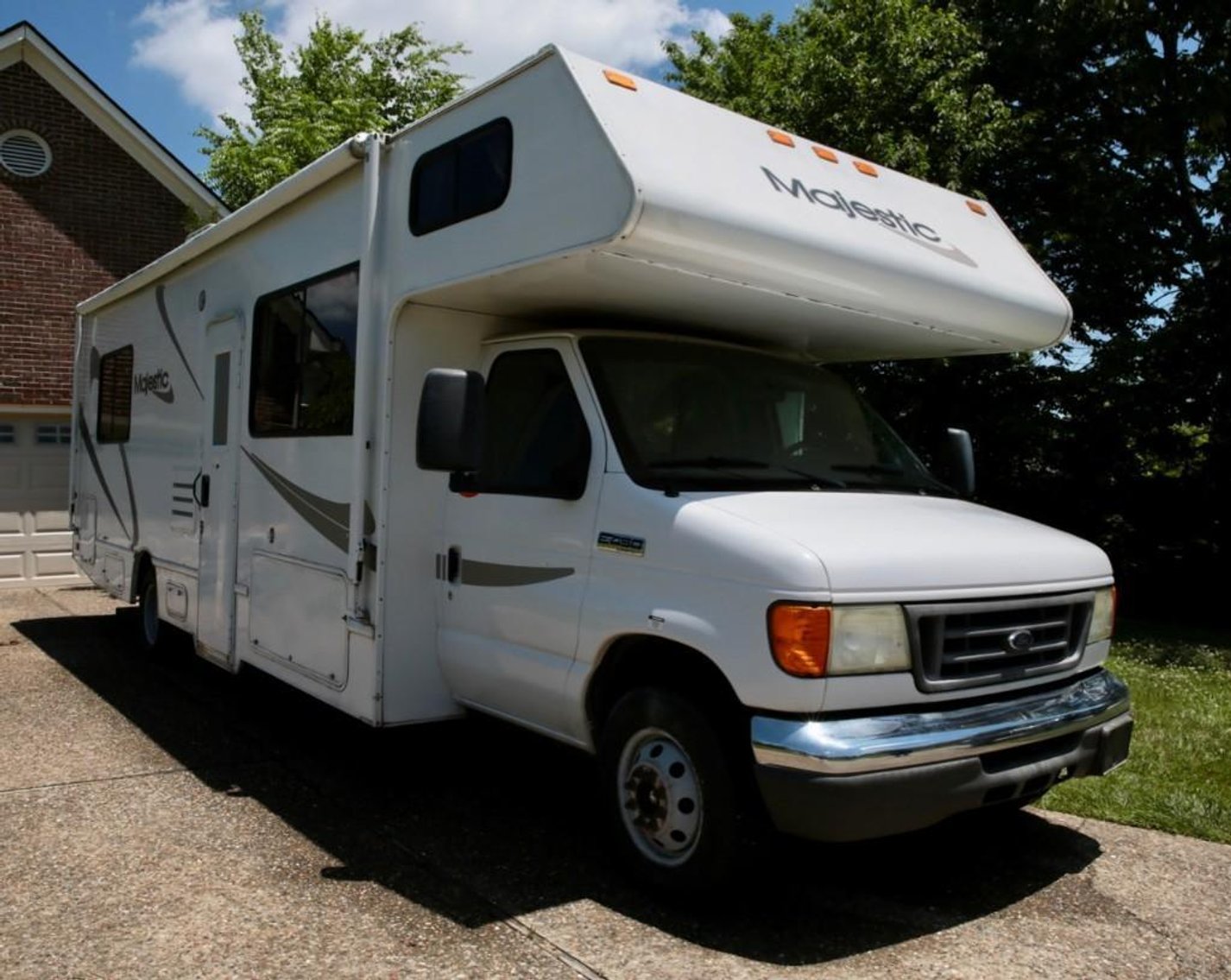 Image for Summertime RV, SUV, and Car Tow Dolly Auction