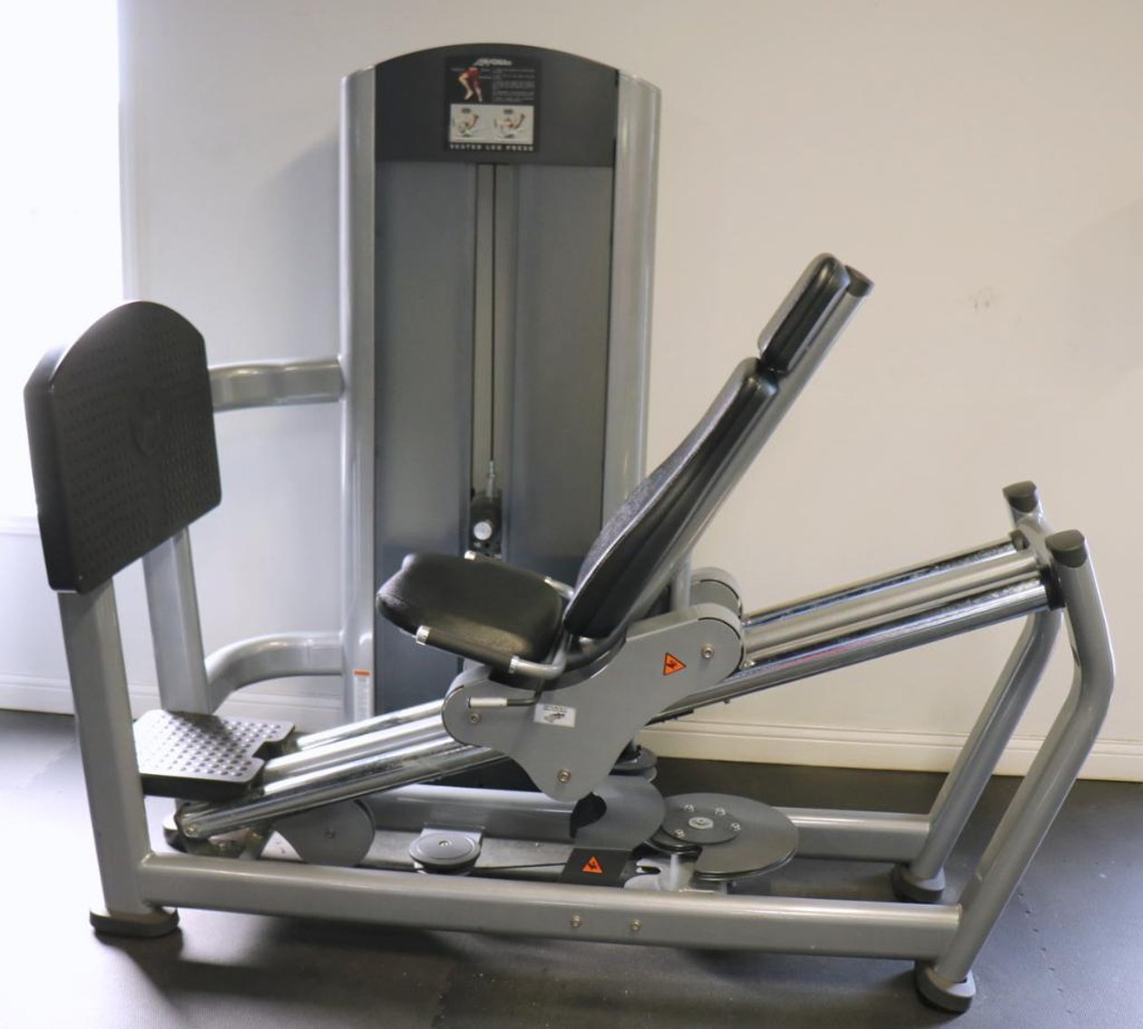 Image for Tropical Oasis Salon & Fitness Auction