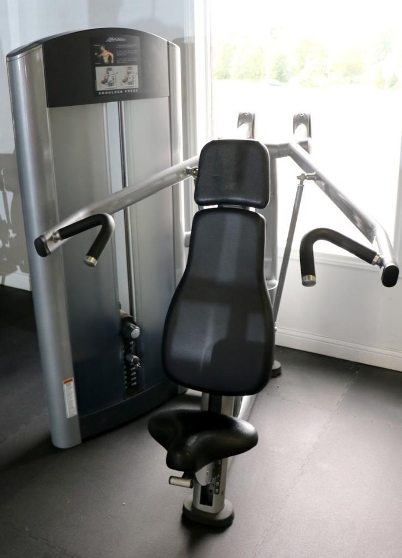 Image for Tropical Oasis Salon & Fitness Auction