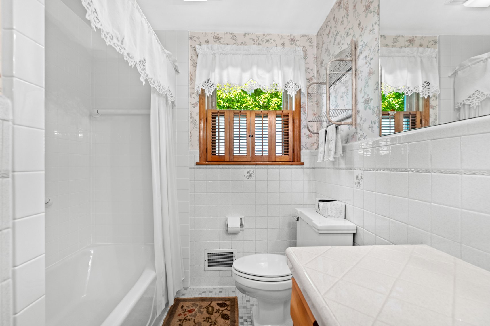 Image for Absolute Real Estate Auction off Newburg Rd.