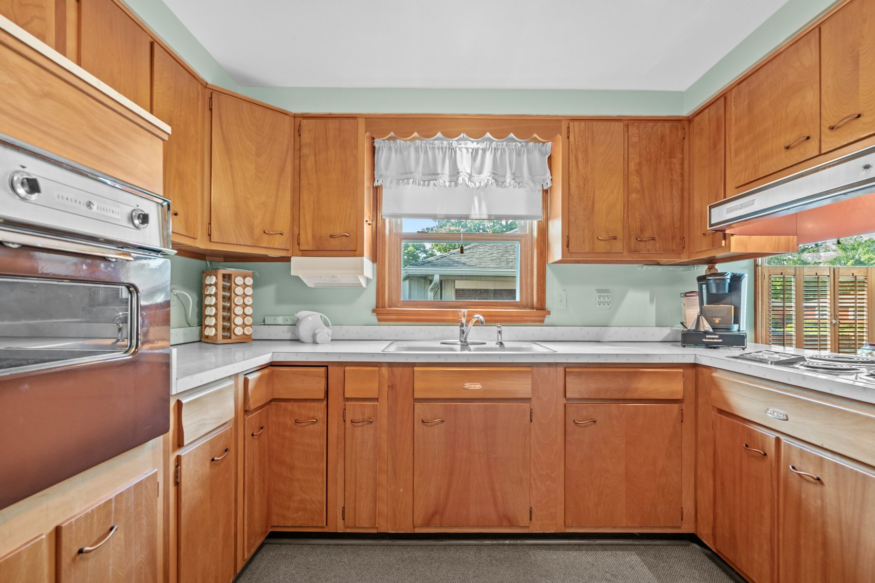 Image for Absolute Real Estate Auction off Newburg Rd.