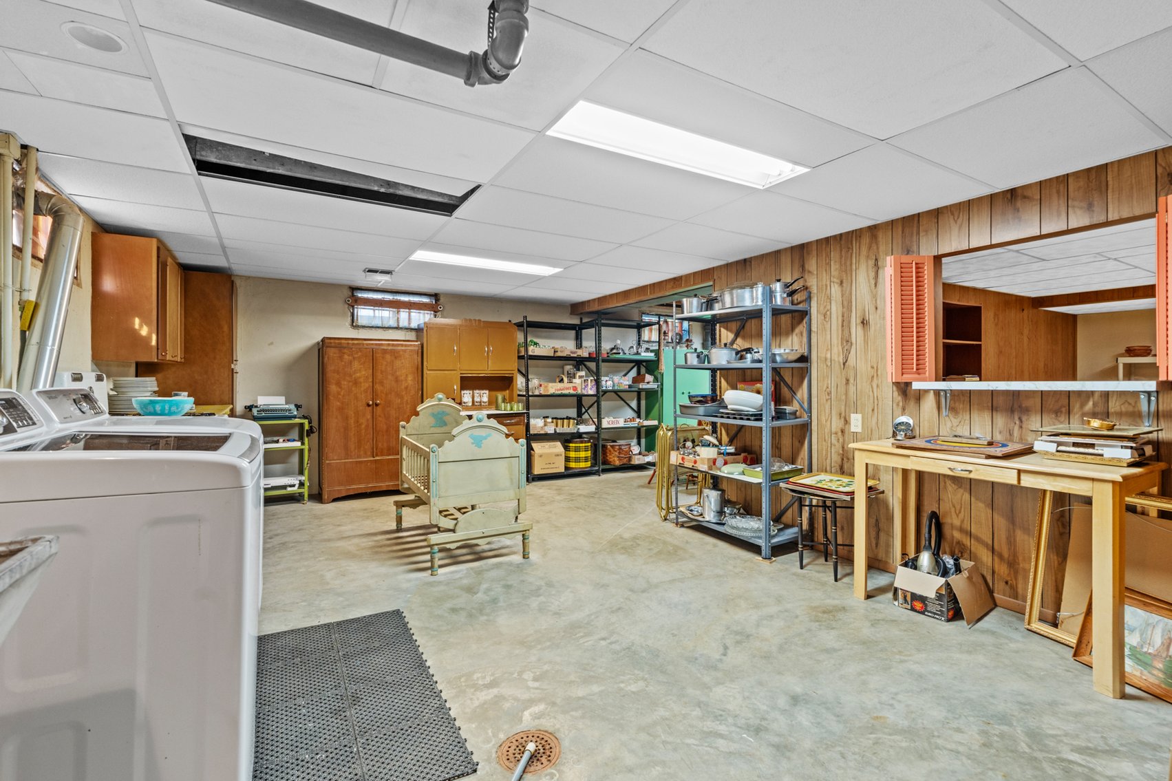 Image for Absolute Real Estate Auction off Newburg Rd.