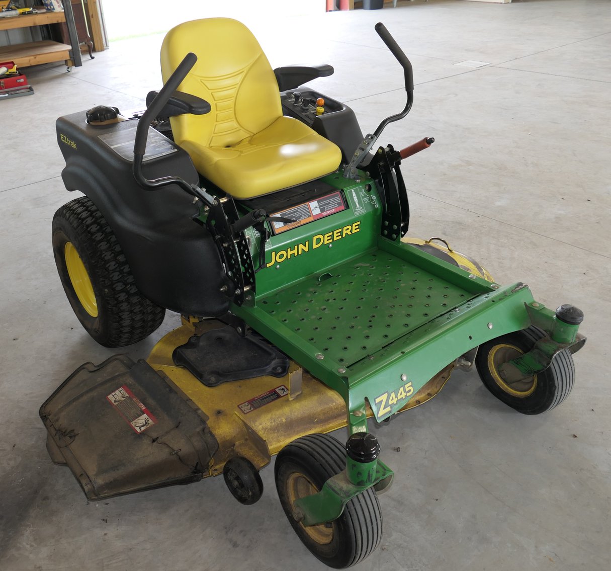 Image for Downsizing Auction in Simpsonville