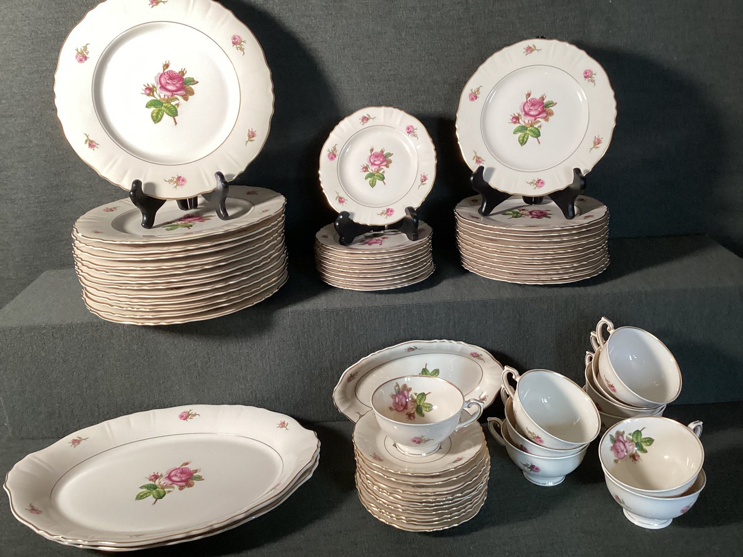 Image for Syracuse China  - Service for 12