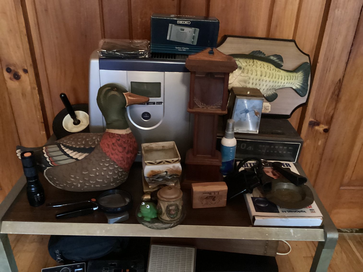 Image for Large Lot of Decor and Electronic Items