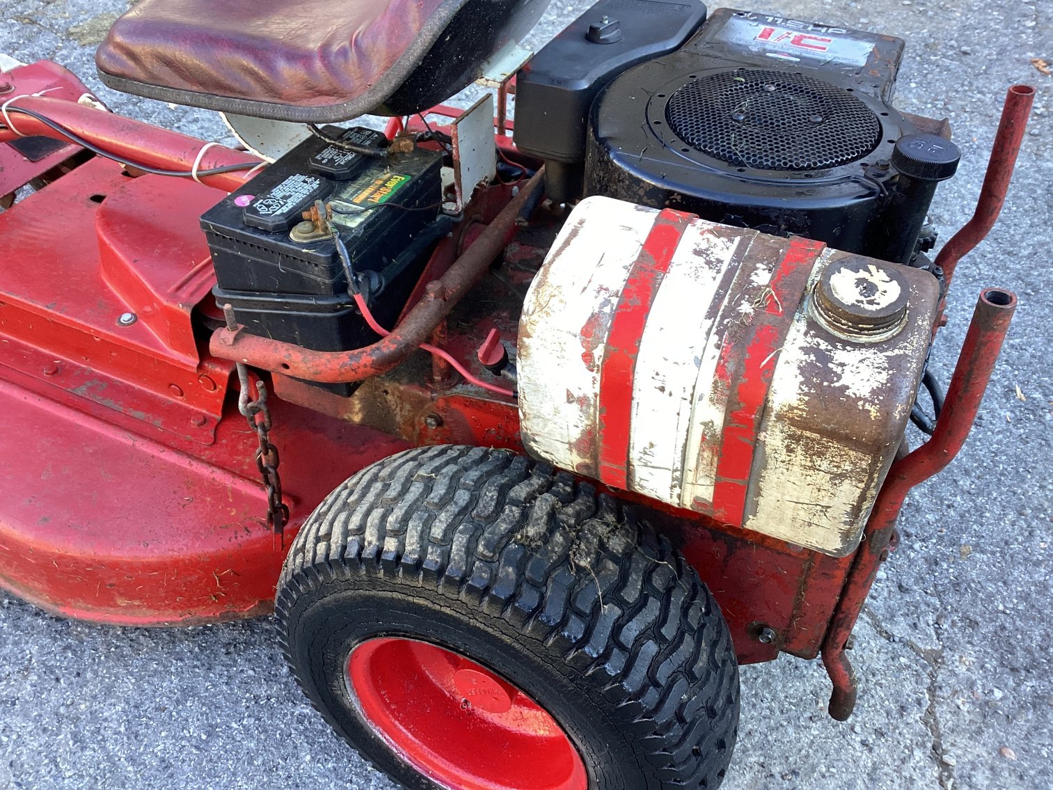 Image for 1992 Snapper Riding Mower