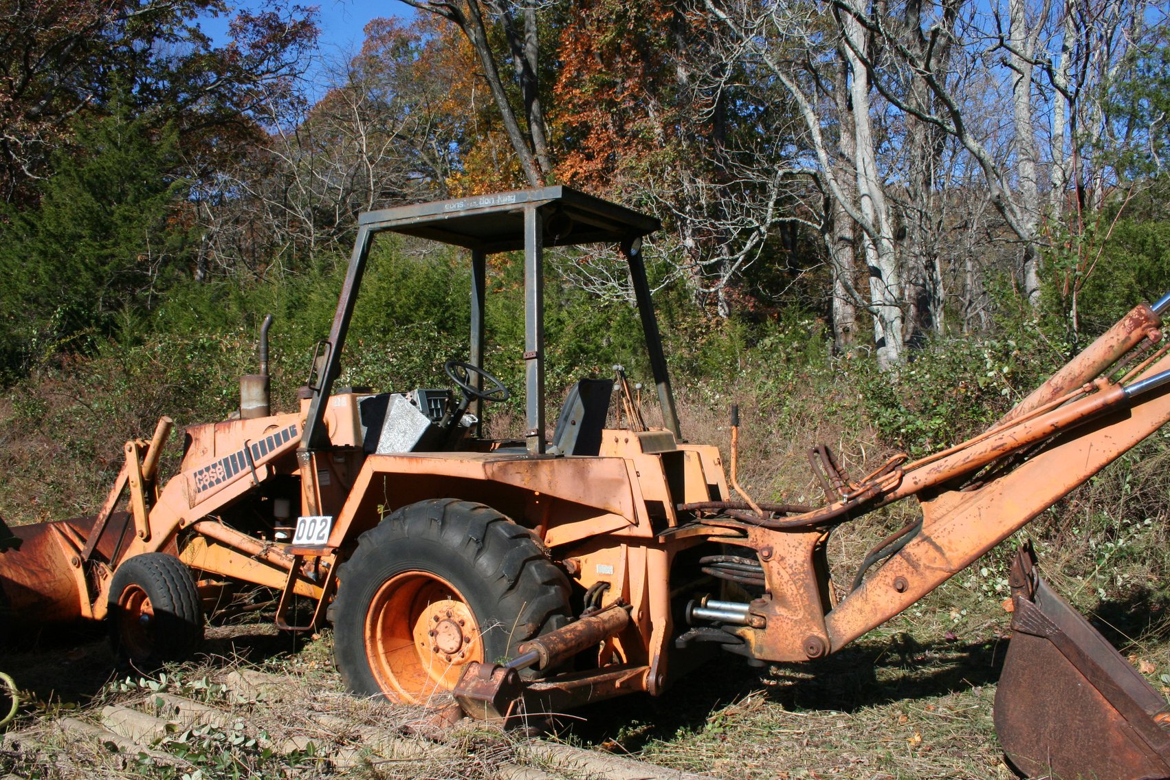 Image for Case Backhoe - When it was parked it was running.  Needs a battery.