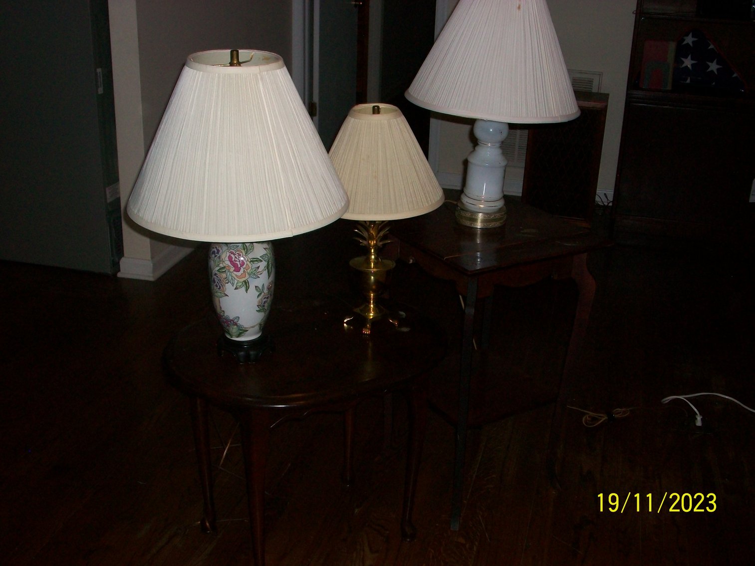 Image for 2 End tables and 3 lamps
