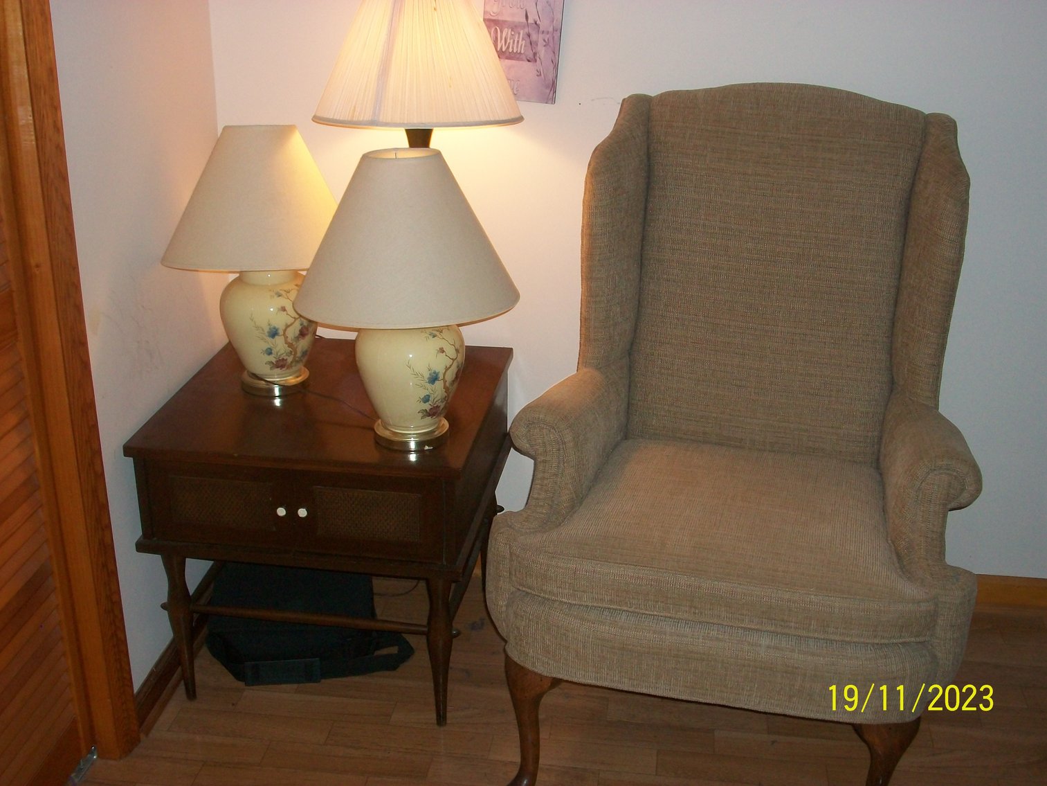 Image for Chair, table, and 3 lamps
