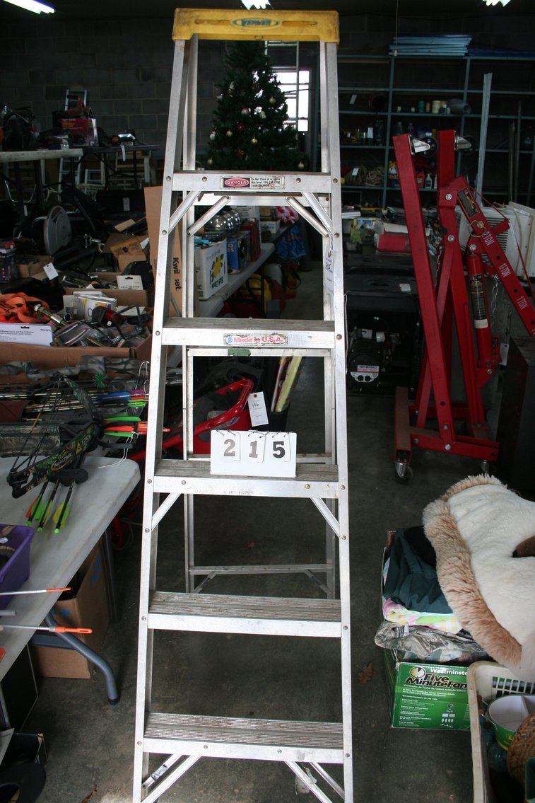 Image for Werner Aluminum 6 Foot Ladder