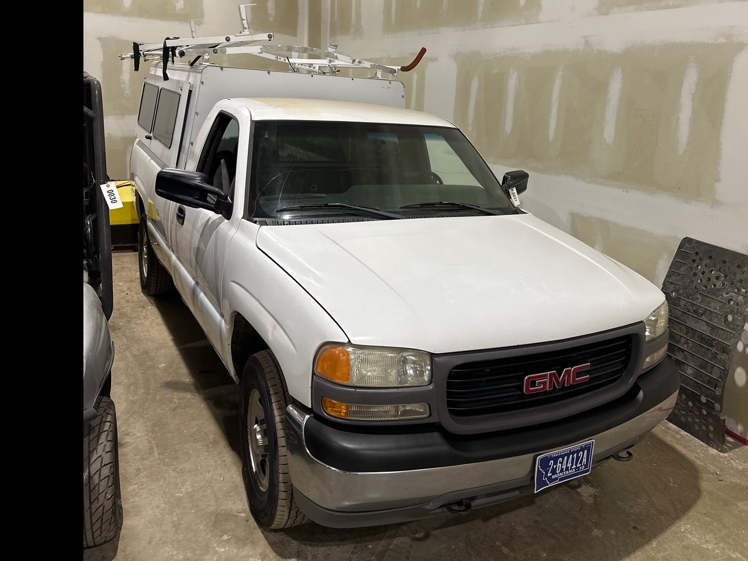 Image for 2001 GMC Sierra Pickup Truck