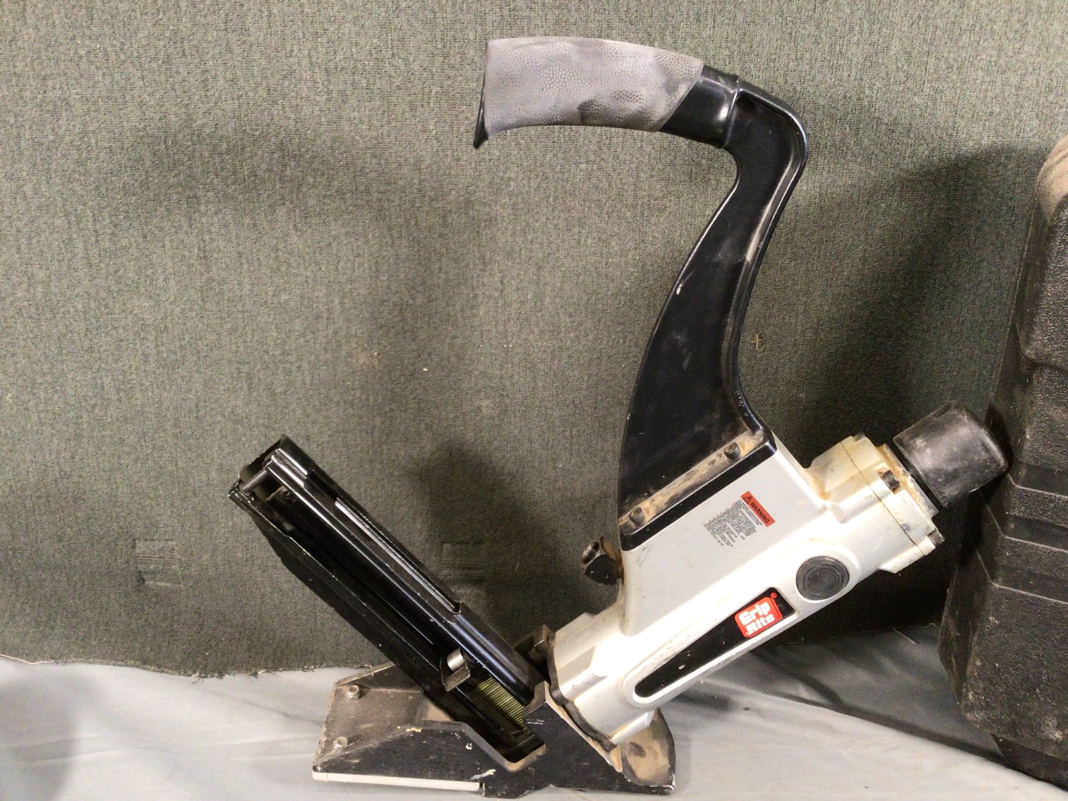 Image for Grip Rite carpet nailer