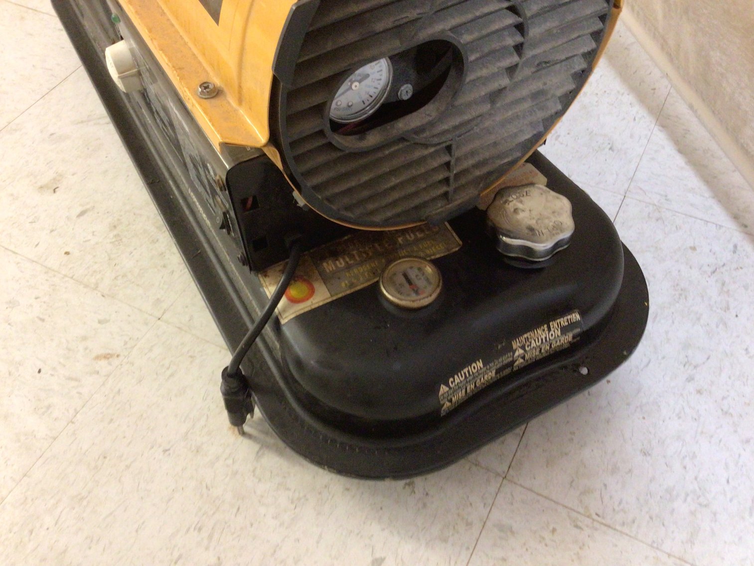 Image for Master Shop style kerosene space heater