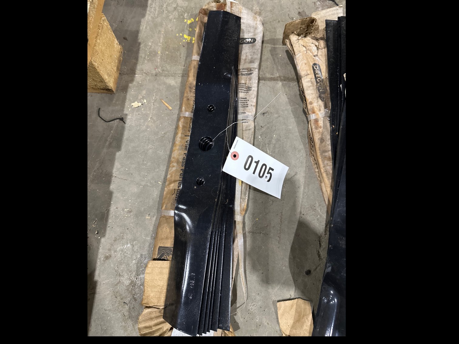 Image for Oregon mower blades