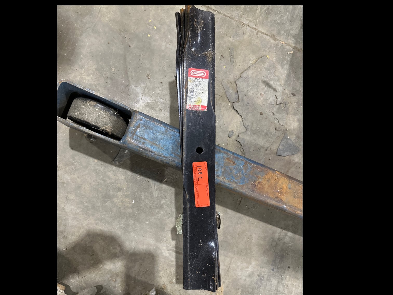 Image for Oregon mower blades