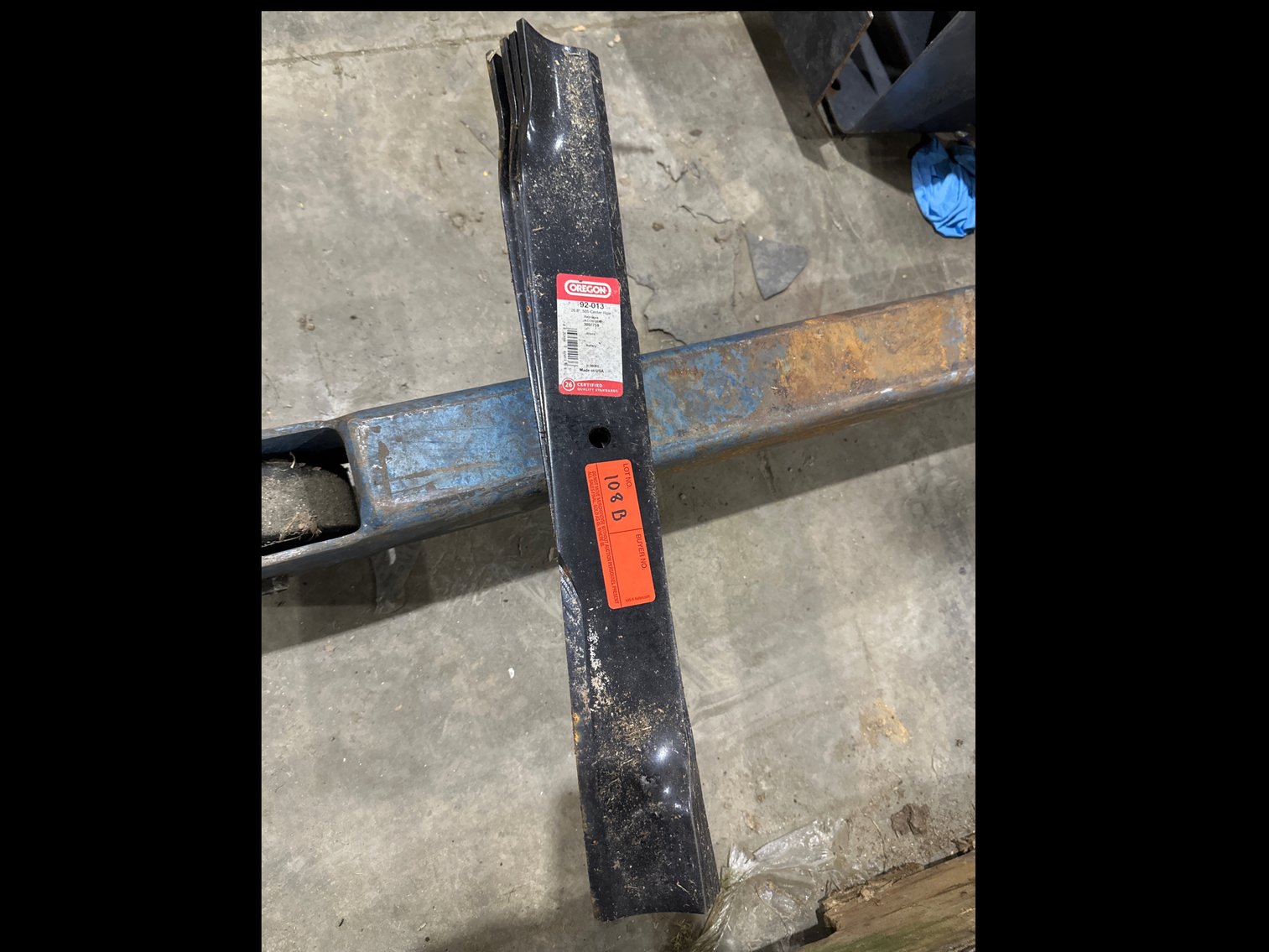 Image for Oregon mower blades