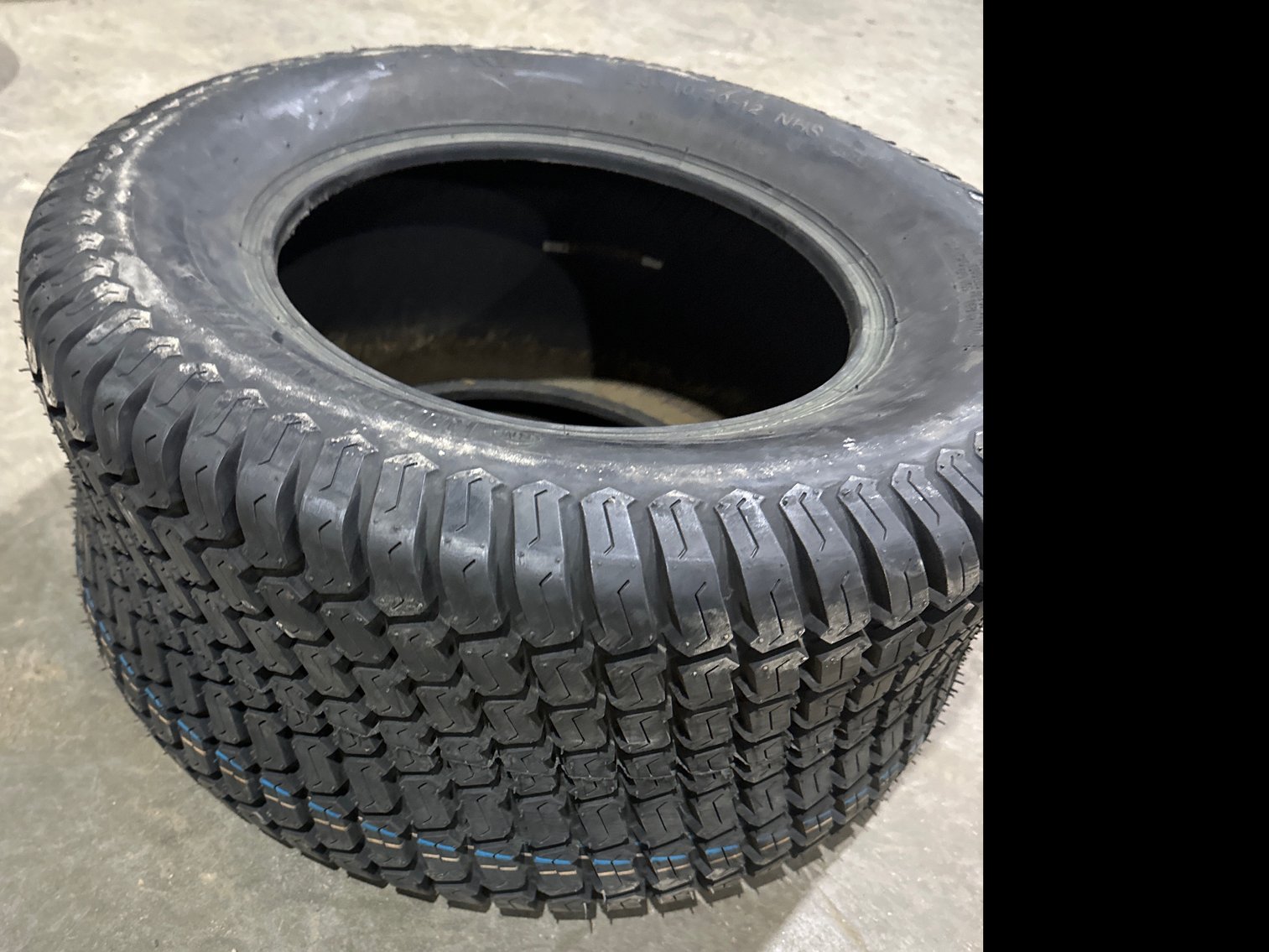 Image for Rubbermaster tire