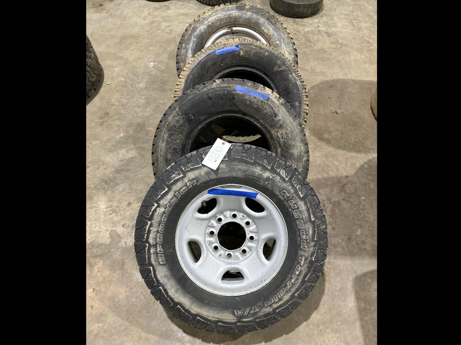 Image for 5 tires 3 with rims