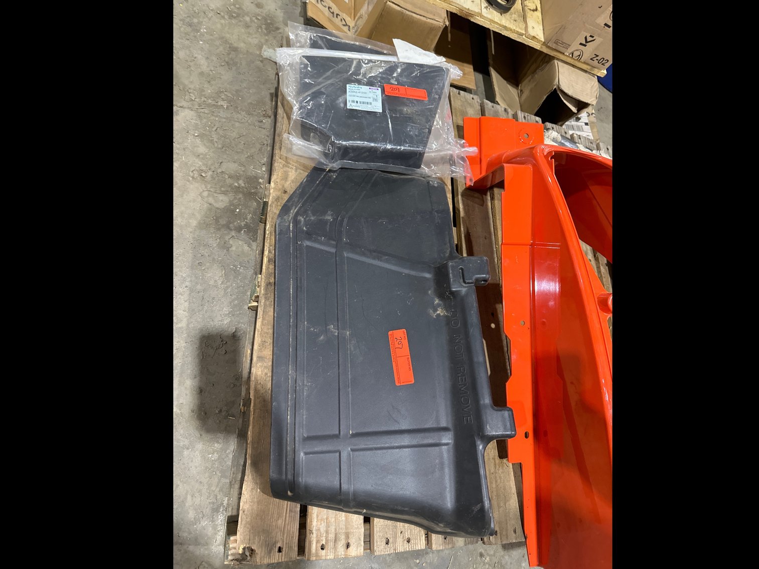 Image for Kubota ZD1211 Body parts