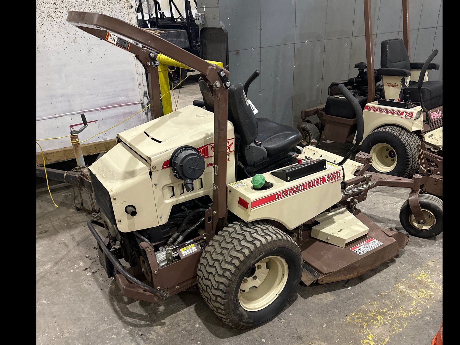 Image for Grasshopper 325D / 3631 DIESEL