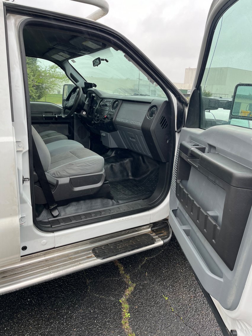 Image for 2012 Ford F-250 Pickup Truck Crew Cab 4X4