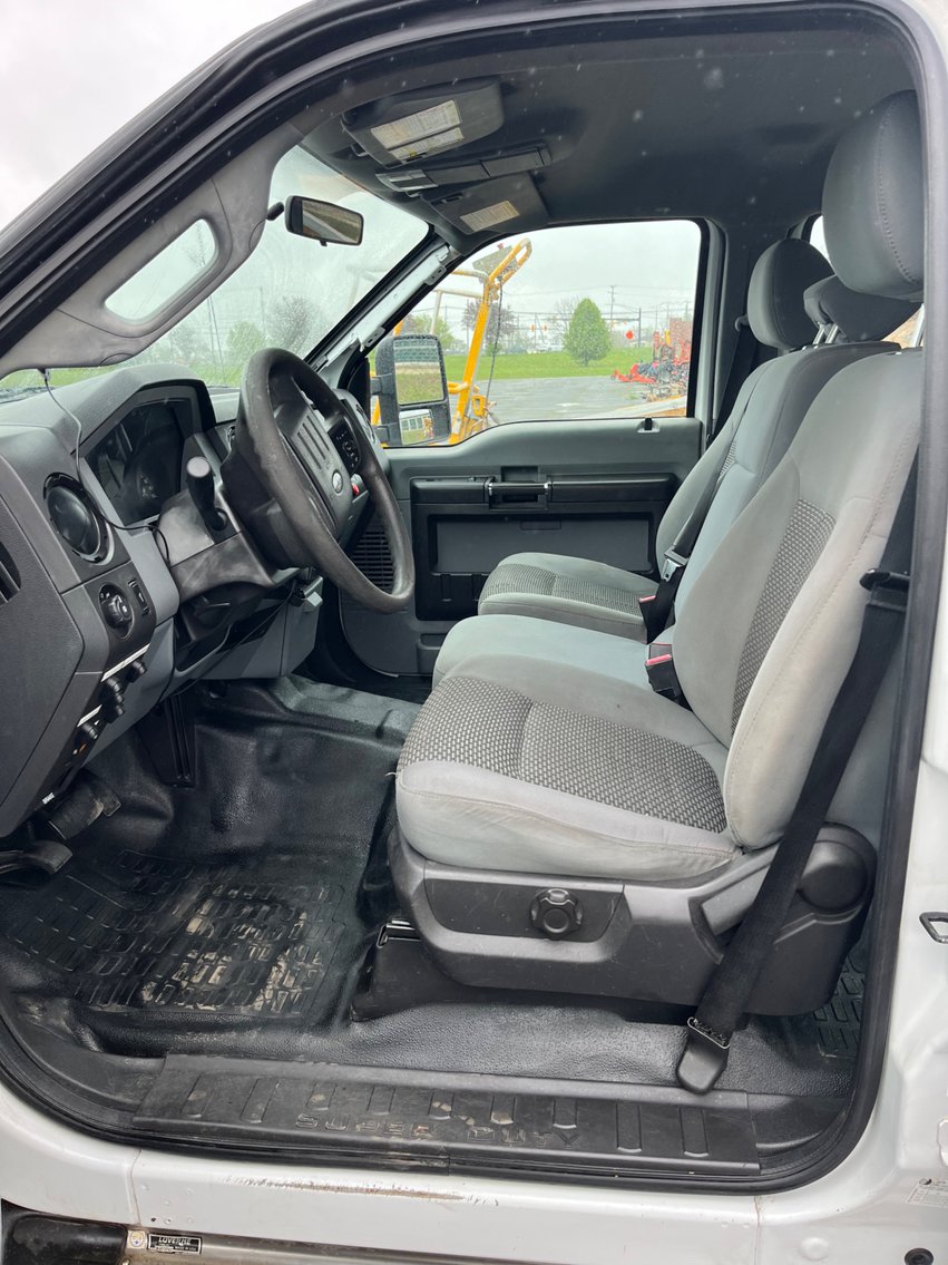 Image for 2012 Ford F-250 Pickup Truck Crew Cab 4X4